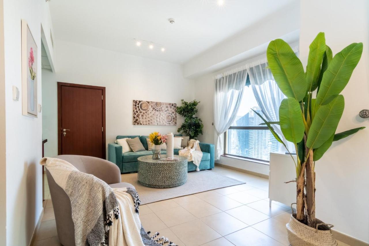 The Smart Concierge - Bahar 6 Appartement Dubai Buitenkant foto